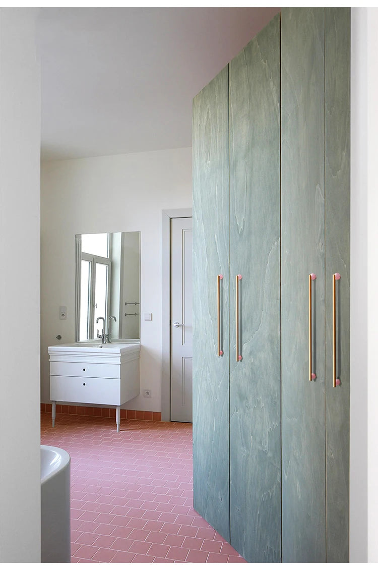 Nordic Marble & Brass Cabinet Handles – Luxury Drawer Pulls & Knobs | Modern Kitchen & Furniture Hardware for Cabinets, Dressers & Wardrobes