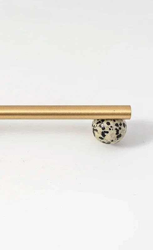 Nordic Marble & Brass Cabinet Handles – Luxury Drawer Pulls & Knobs | Modern Kitchen & Furniture Hardware for Cabinets, Dressers & Wardrobes