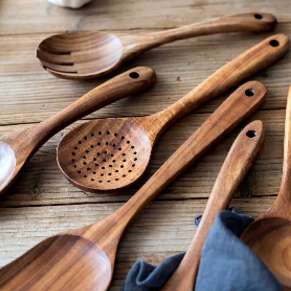 Wooden Kitchen Utensil Set with Holder – Natural Cooking Tools Set | Spatula, Spoon, Fork & Stirring Tools for Non-Stick Cookware