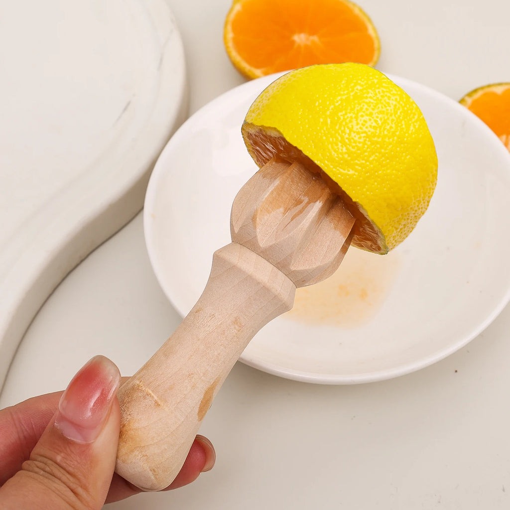 Wooden Lemon Squeezer Reamer – Natural Beech Wood Citrus Juicer Tool | Manual Orange & Lemon Juice Extractor for Kitchen, Bar & Healthy Drinks