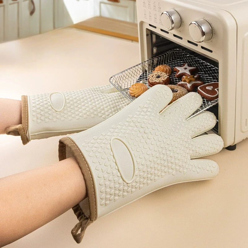 Silicone Oven Mitt – Heat Resistant Non-Slip Kitchen Glove for Baking, BBQ & Cooking | Insulated Microwave & Grill Protection (1pc / 2pcs)