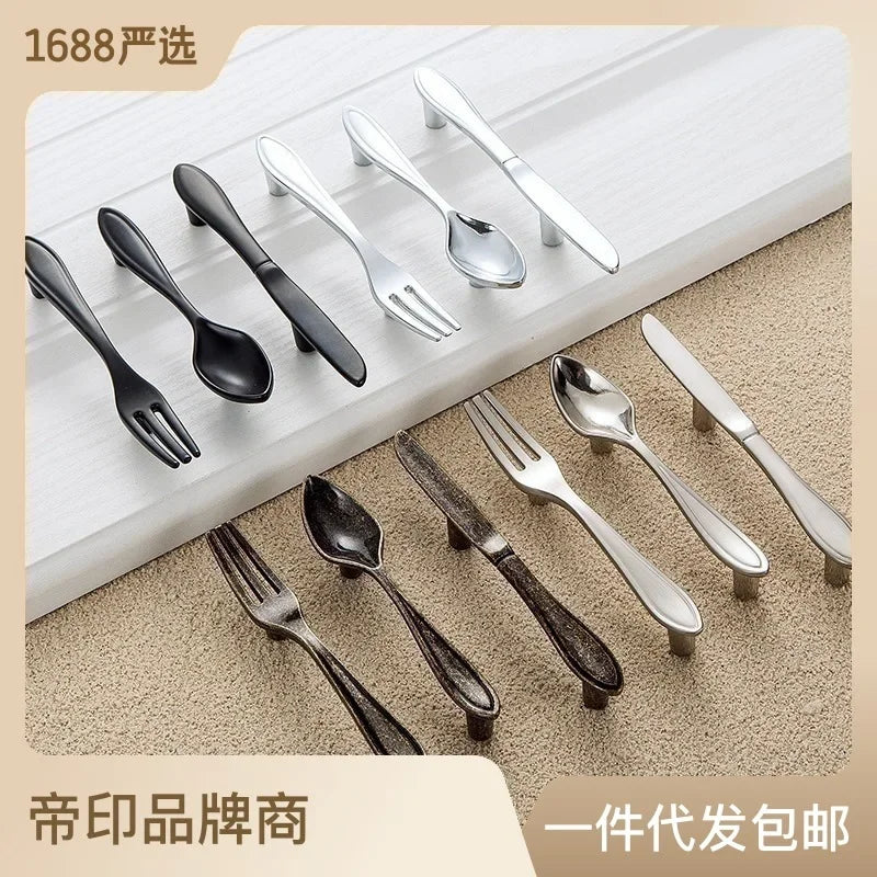 Zinc Alloy Creative Spoon Fork Knife Kitchen Cabinet Closet Furniture Door Knob Cabinet Pull Drawer Handles Cabinet Knob