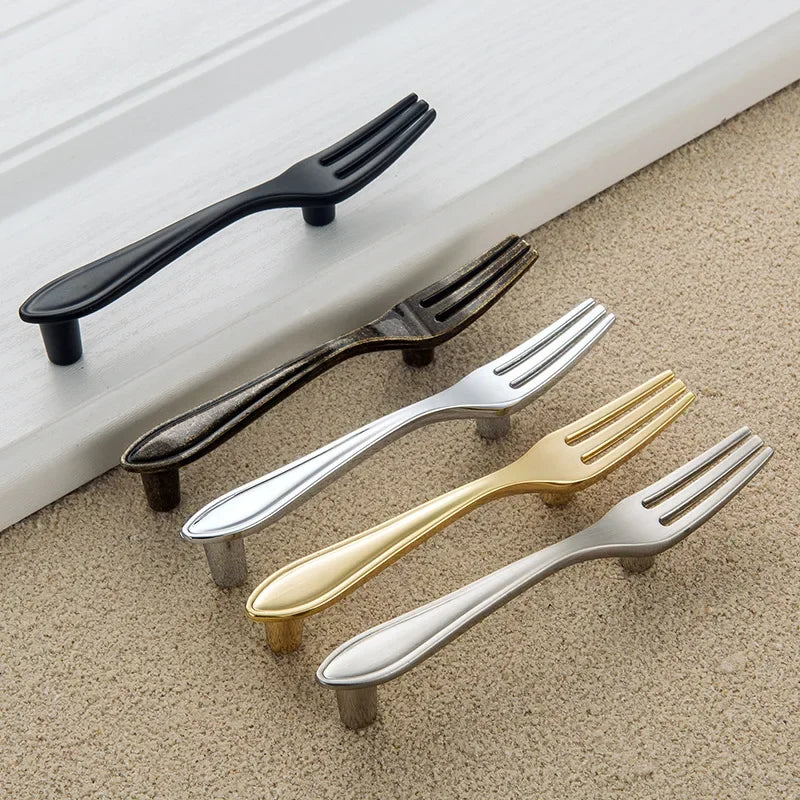 Zinc Alloy Creative Spoon Fork Knife Kitchen Cabinet Closet Furniture Door Knob Cabinet Pull Drawer Handles Cabinet Knob