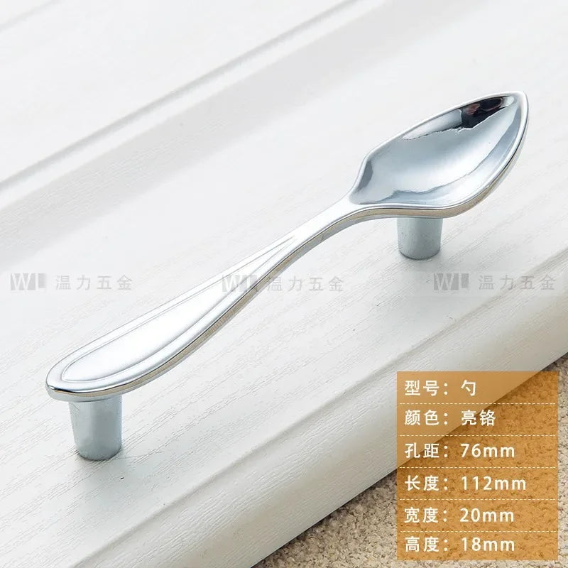 Zinc Alloy Creative Spoon Fork Knife Kitchen Cabinet Closet Furniture Door Knob Cabinet Pull Drawer Handles Cabinet Knob
